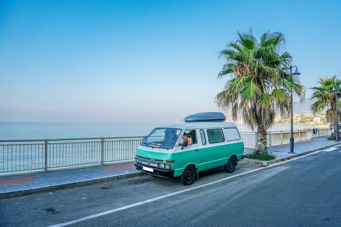 Aluguer de Campervan Nissan Vanette