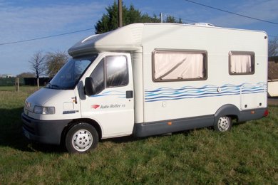 Autocaravana Perfilada Fiat roller team En alquiler en Changé