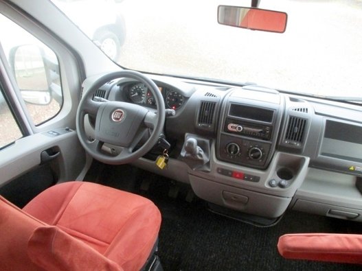 Aluguer de Autocaravana capucino Bavaria A72 Bt