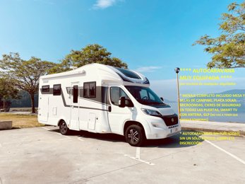 Camping-car Profilé Rimor 87 Plus en location à Tui