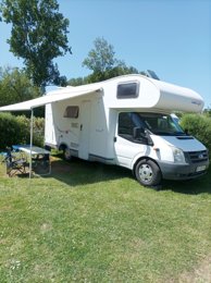 Autocaravana Capuchina Challenger genesis 43 En alquiler en Mayenne