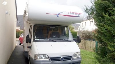 Autocaravana Capucino Fiat Challenger em aluguer em Pacé