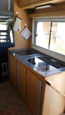 Viaggio del Camper Mansardato