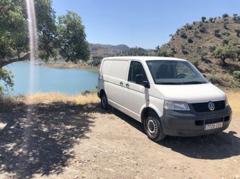 Van Volkswagen Transporter 1.9 TDI Te huur in Málaga