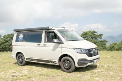 Campervan Volkswagen  T6.1 California Coast em aluguer em Nice