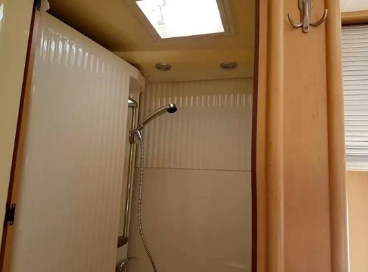 Aluguer de Autocaravana capucino Fiat Dephleffs