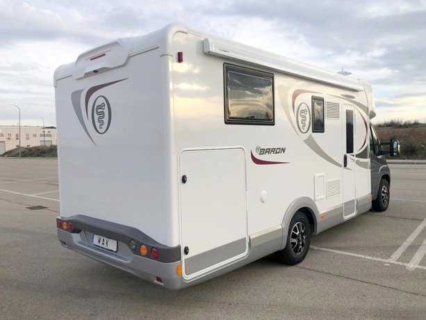 Viaggio del Camper Profilato