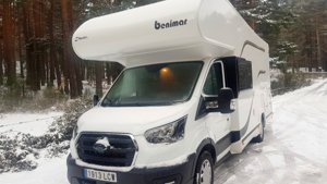 Coachbuilt motorhome rental - Ruben