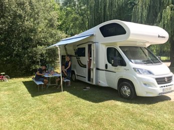 Camping-car Capucine Benimar Sport 346 en location à Lleida