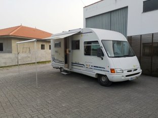 Autocaravana Integral Pilote Pilote First 80 En alquiler en Vagos