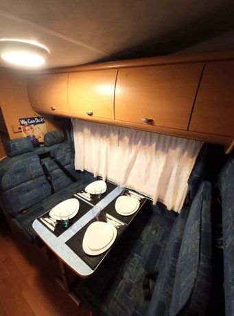 Vermietung von Alkoven Wohnmobil