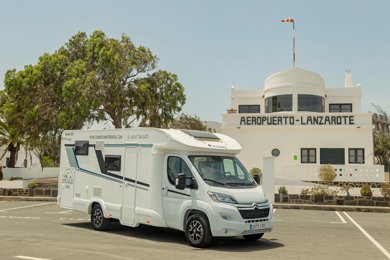 Teilintegriertes Wohnmobil Itineo Citroën zu vermieten in Arrecife