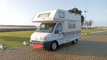 Camping-car Capucine Fiat Lmc 555 en location à Esposende