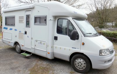 Camping-car Profilé AUTOSTAR ATHENOR 448 en location à Chateaulin