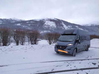 Fourgon aménagé Campereve Camper van XL limited en location à Castelnau-De-Lévis