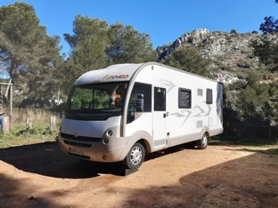 Wohnmobil Vollintegriert ITINEO SB720 zu vermieten in Beniparrell