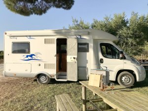 Low profile motorhome rental - Pedro