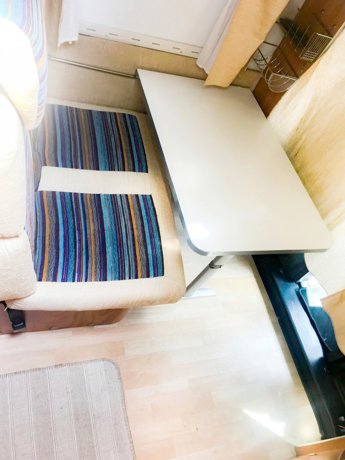 Viaggio del Camper Semintegrale