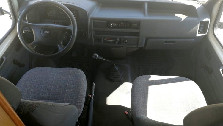 Vermietung von Alkoven Wohnmobil