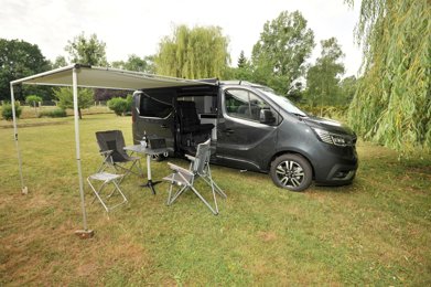 Van Pilote Trafic 2,0l dci 170cv BVA en location à Bonsecours