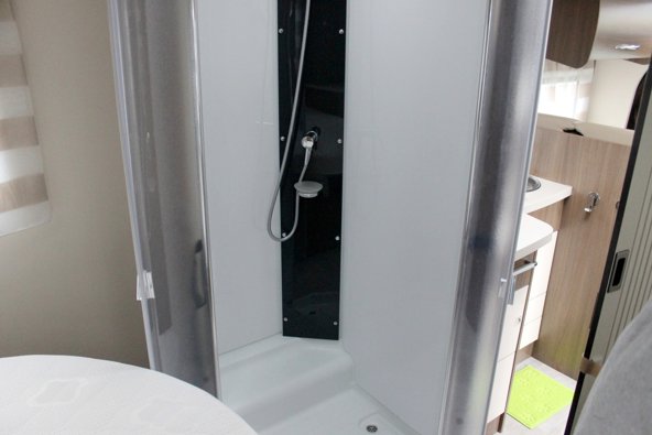 Aluguer de Autocaravana Perfilada Chausson 718Eb Flash