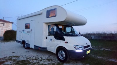 Alkoven Wohnmobil Chausson Flash 03 zu vermieten in Salles-De-Barbezieux
