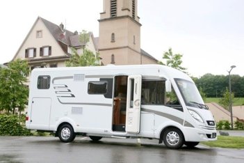 Motorhome ‘A’ class Hymer EXSIS I 578 For hire in Sandillon