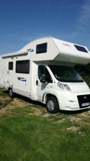 Location De Camping Cars Et Vans Pont A Bar Yescapa