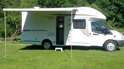Autocaravana Perfilada Challenger 52 En alquiler en Lescar