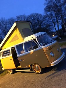 Standort Campingbus - Corps nuds